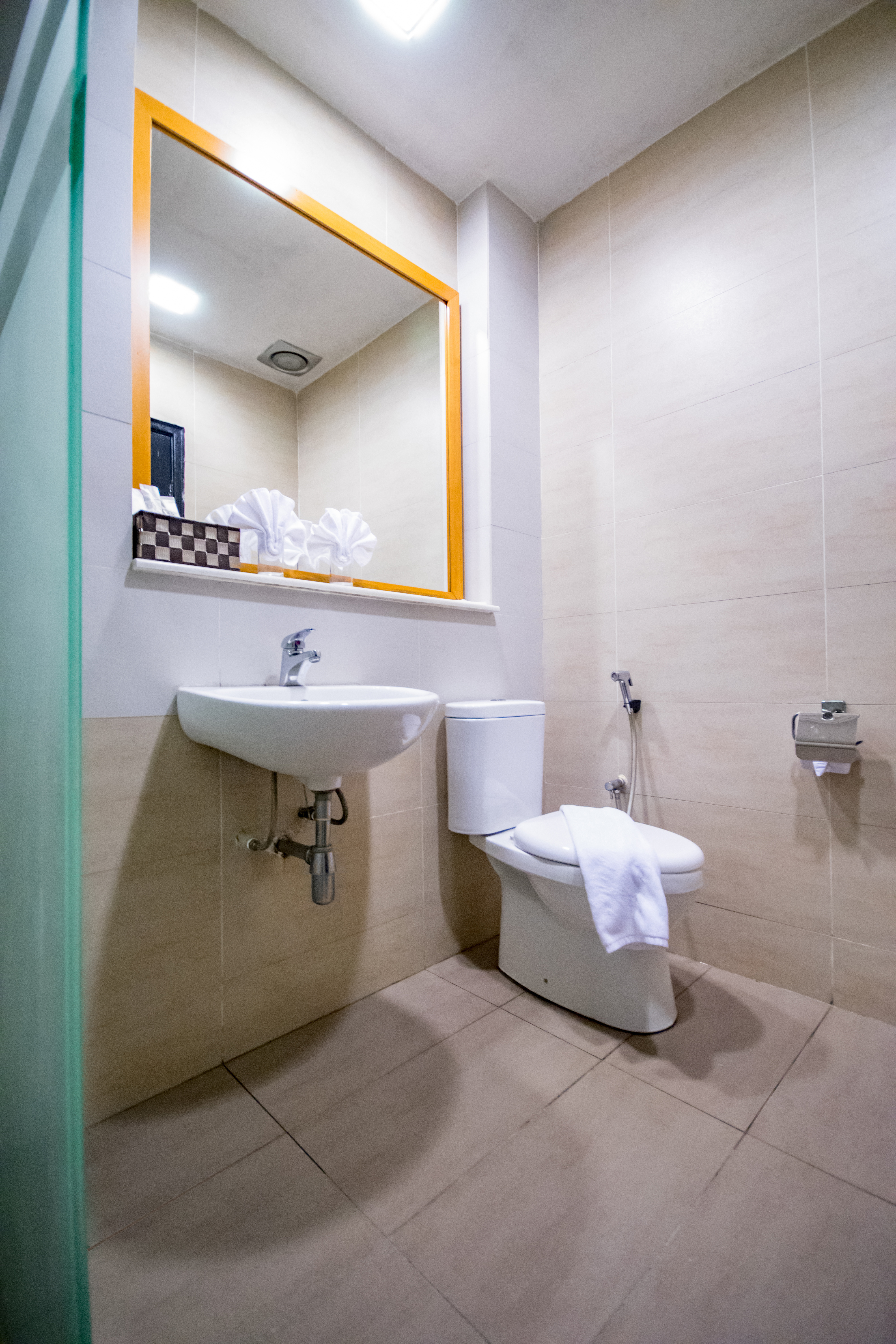 One Bedroom Suite Twin Bathroom
